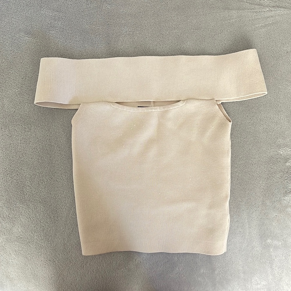 Express Off Shoulder